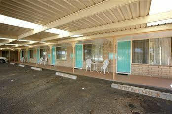 Econo Alabaster Lodge *