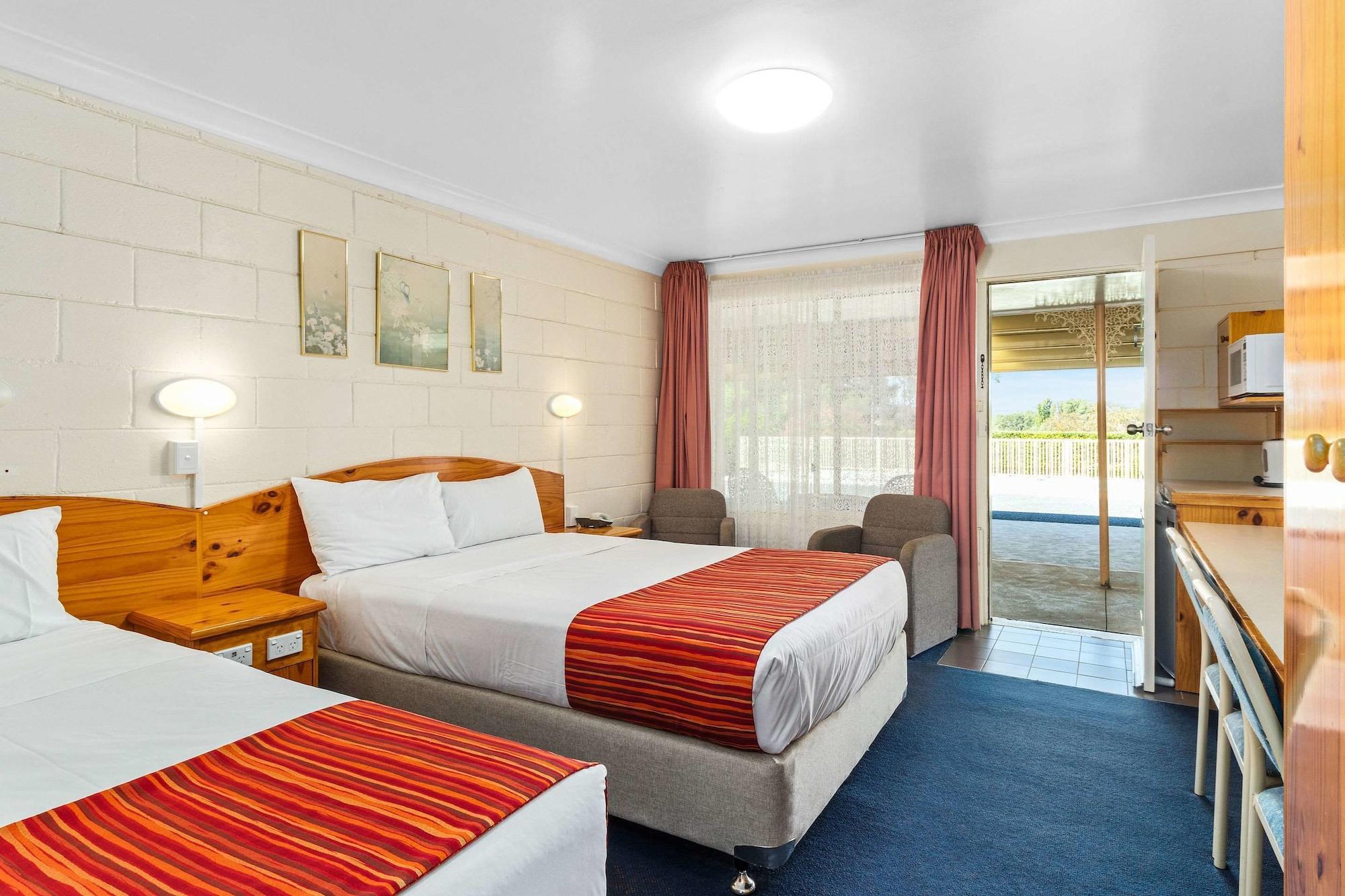 Econo Alabaster * Cowra