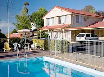 Econo Alabaster Lodge *