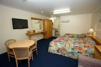 Lodge Econo Alabaster